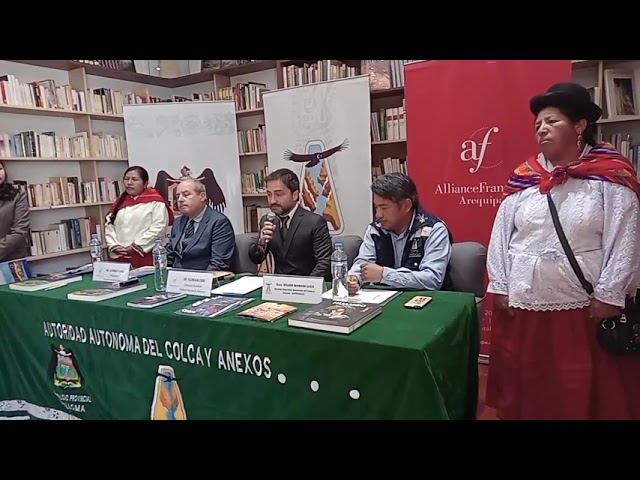 Alianza Francesa firma convenio con Autocolca