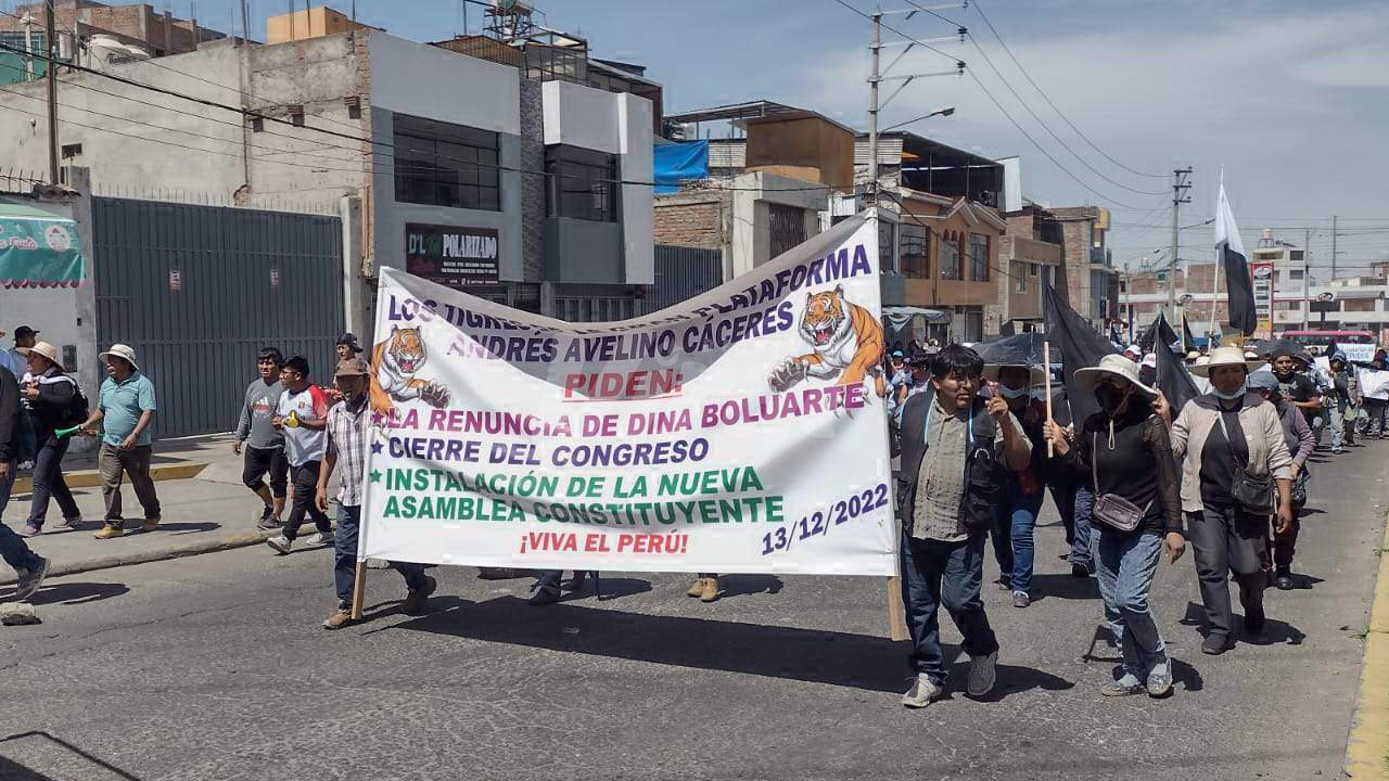 Comerciantes del Avelino Cáceres se sumarán a las protestas en el país