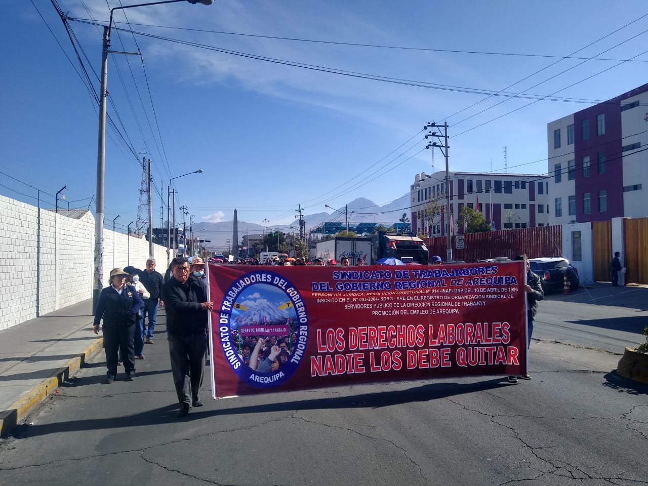 Trabajadores nombrados del GRA acatan paro indefinido por incumplimiento de pagos