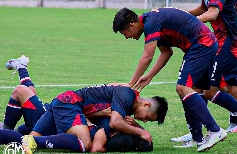 Reserva de Melgar no pudo con Deportivo Municipal en Lima  