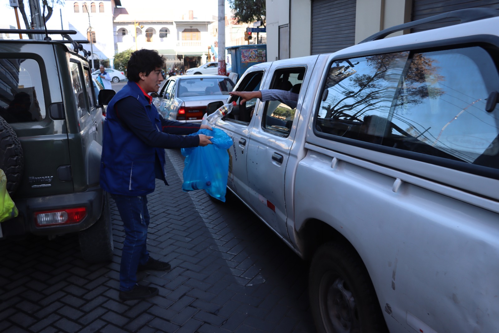 Yanahuara es el único distrito que reutiliza las bolsas de plástico