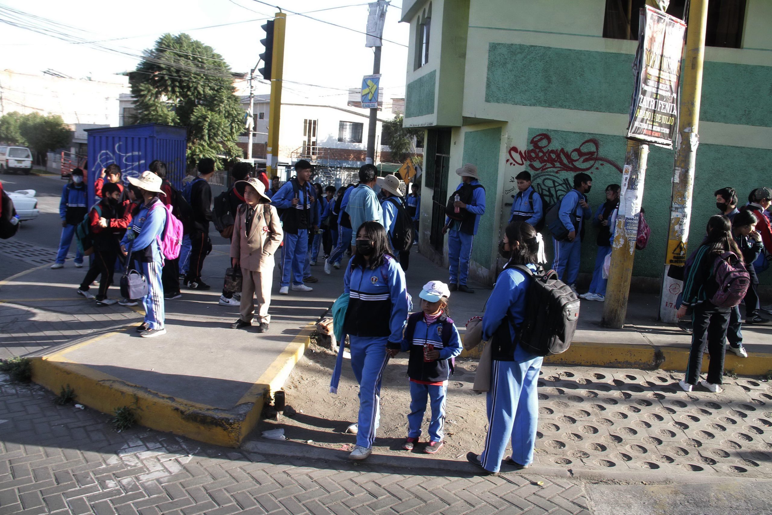 Suspenden clases presenciales en Arequipa por protestas