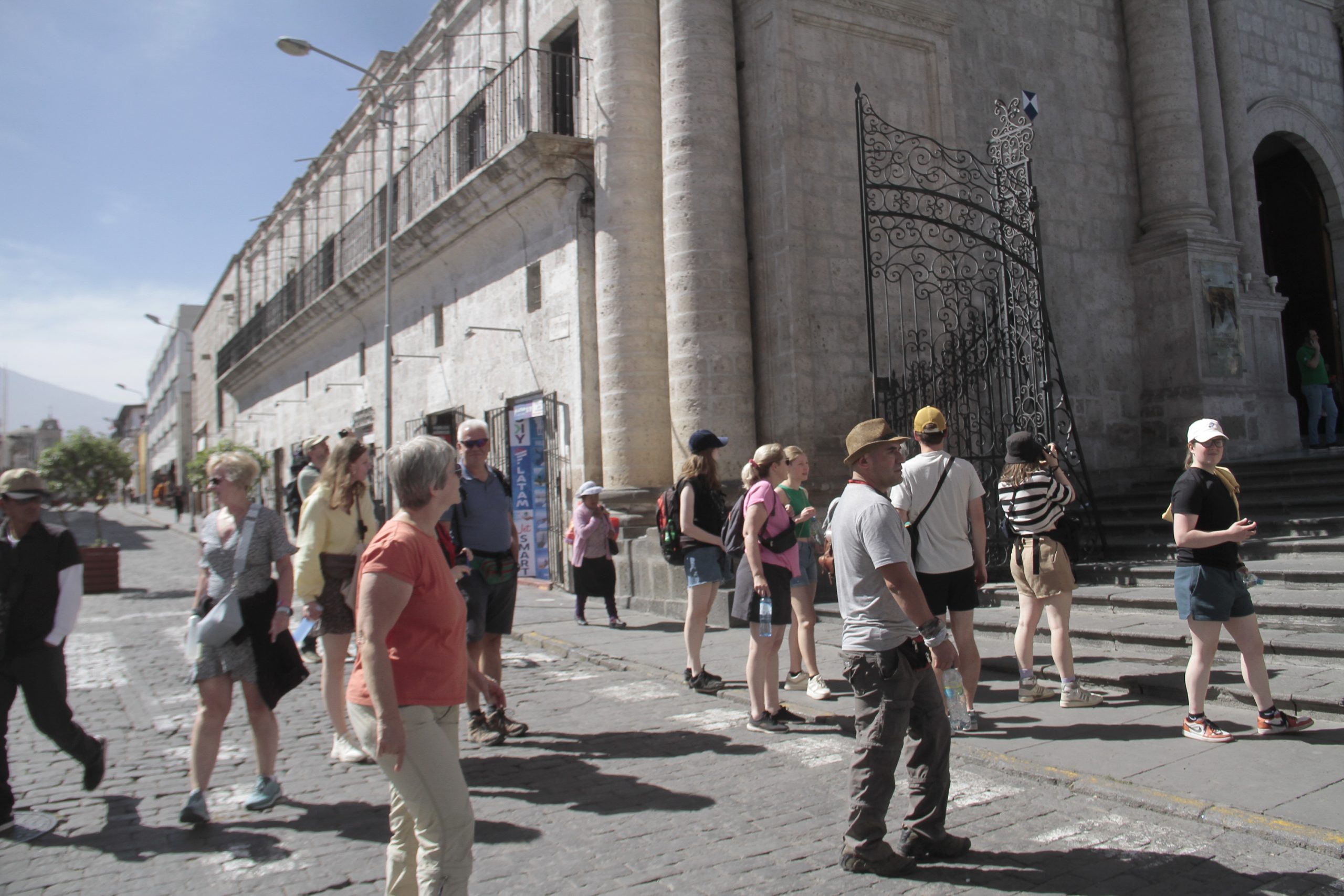 Esperan revertir cifras negativas del sector turismo en Arequipa