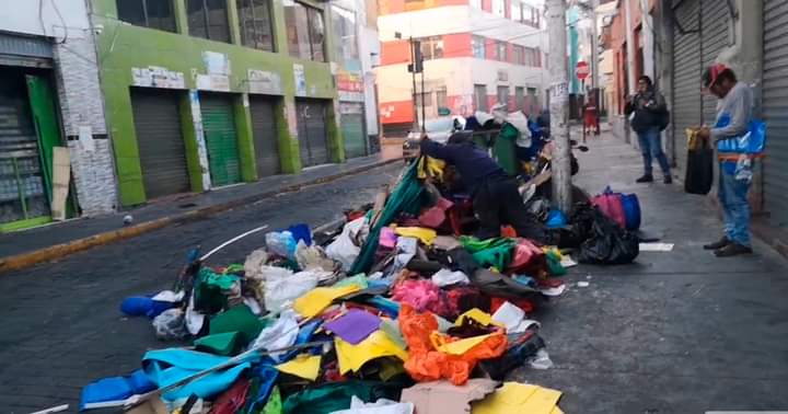 Registran incendio en una galería de la calle San Camilo