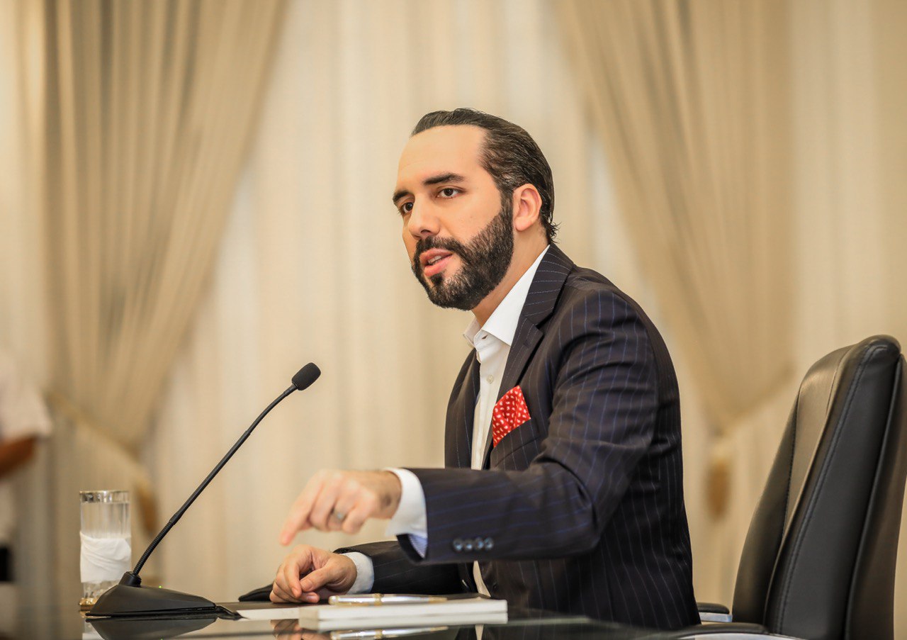 Nayib Bukele, ha advertido ayer que no va a cejar en su empeño de derrotar a las pandillas que siembran el terror en el país centroamericano.