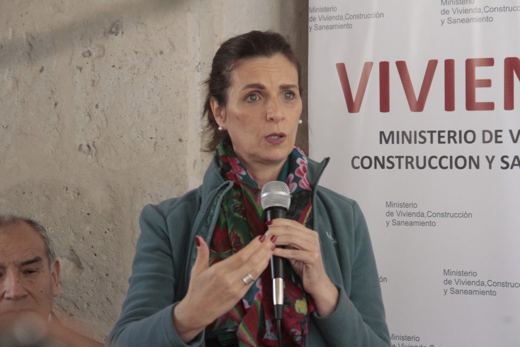 Ministra de Vivienda:técnicos deben ser más rigurosos