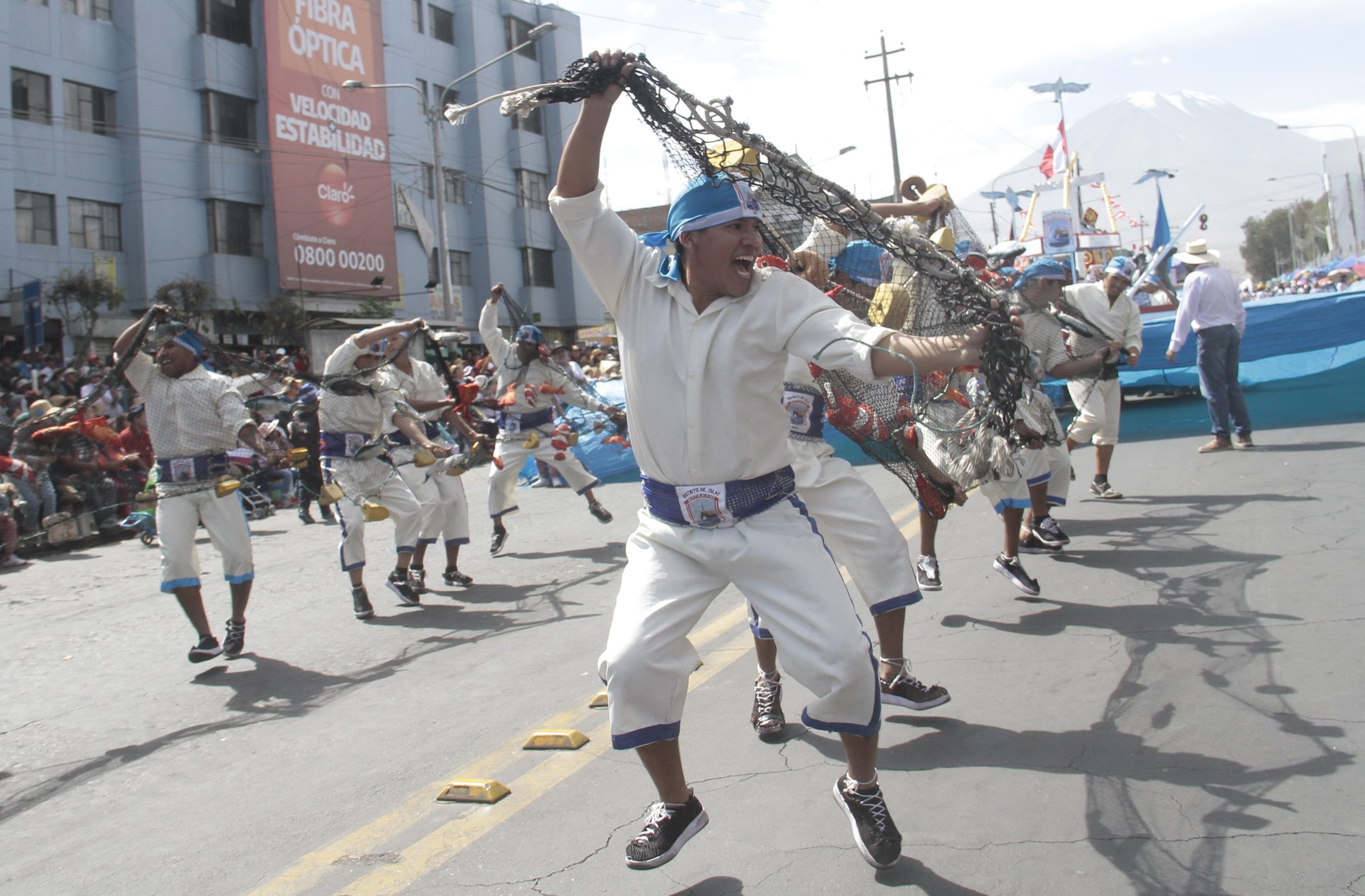 Serenata y Corso por el 483° Aniversario de Arequipa: Detalles y Preparativos