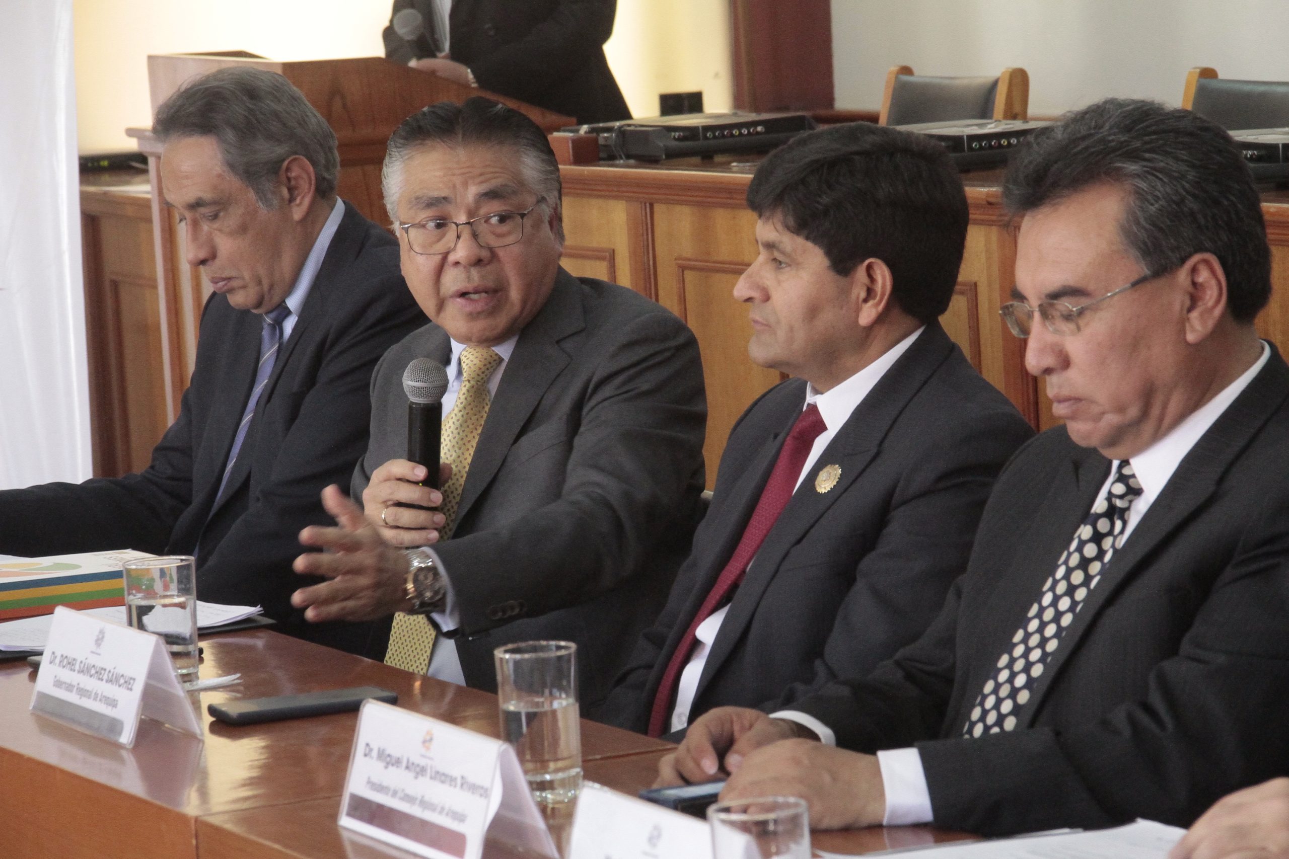 Mesa Ejecutiva para Desarrollo Industrial en Arequipa