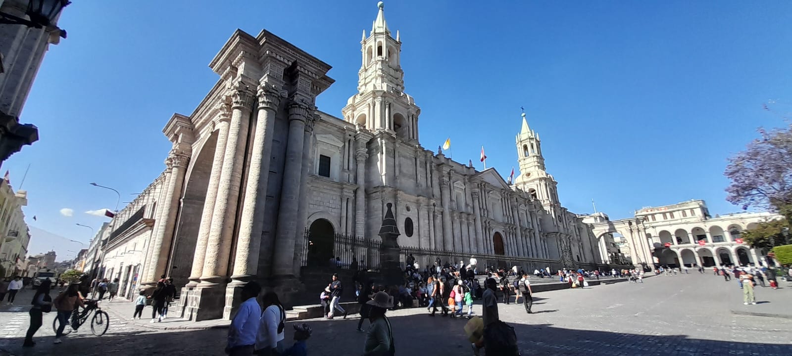 Fascinante arquitectura e historia de Arequipa es reconocida en el mundo