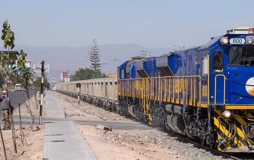 Proponen creación de corredor ferroviario minero en reemplazo de línea férrea de Arequipa