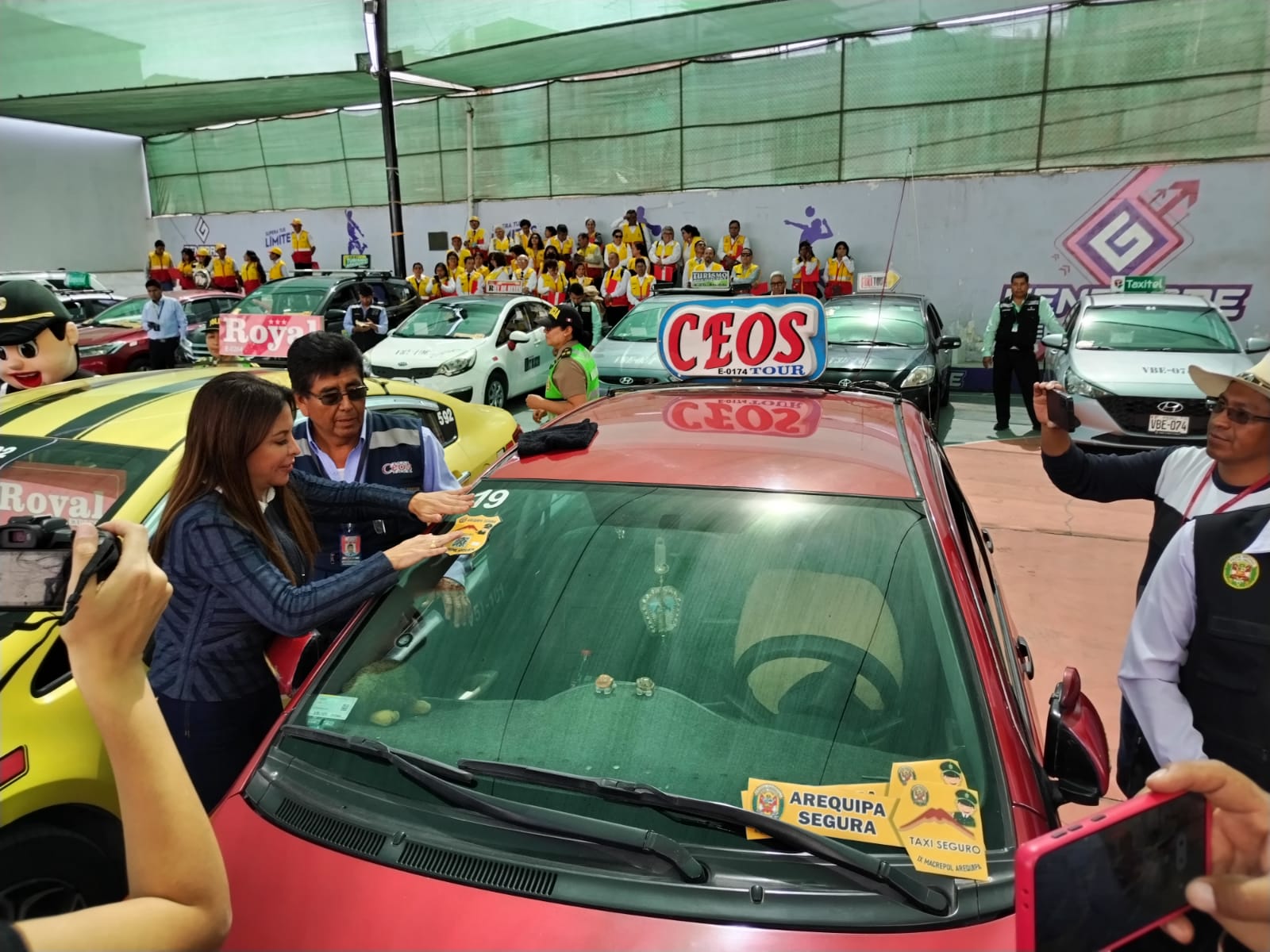 Alrededor de 4 mil 500 unidades se integran a programa Taxi Seguro