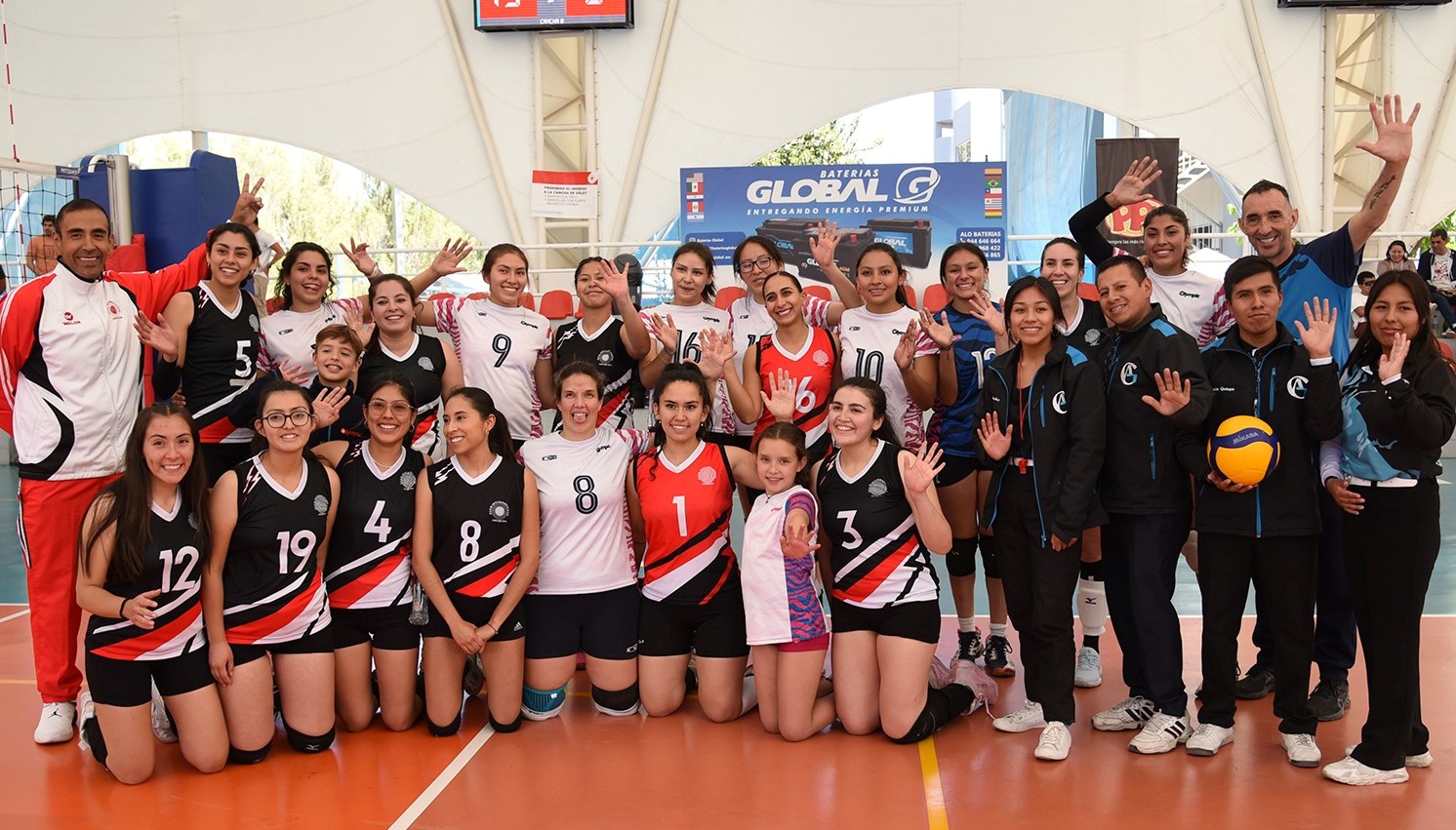 Olympic de Bolivia gana Megaevento de Voley