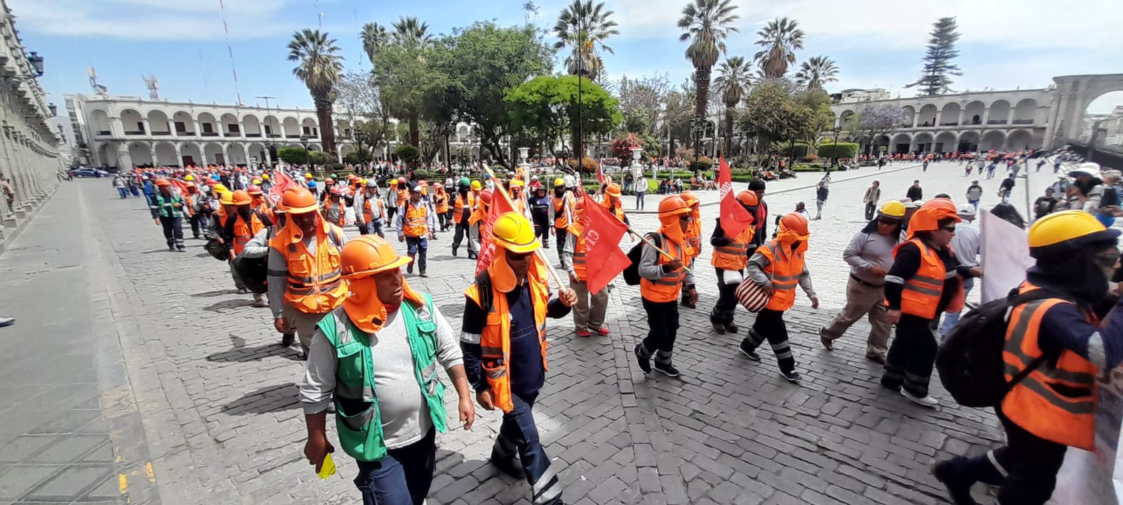 Por protesta de construcción civil paralizaron 60 obras