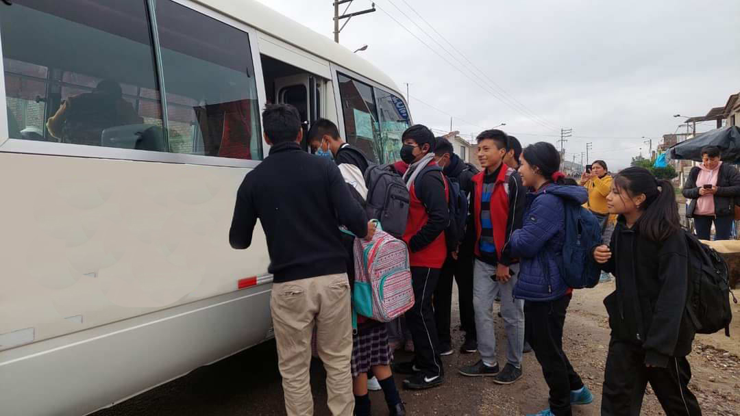 Pobladores de Yarabamba se quejan de transporte informal e inseguro