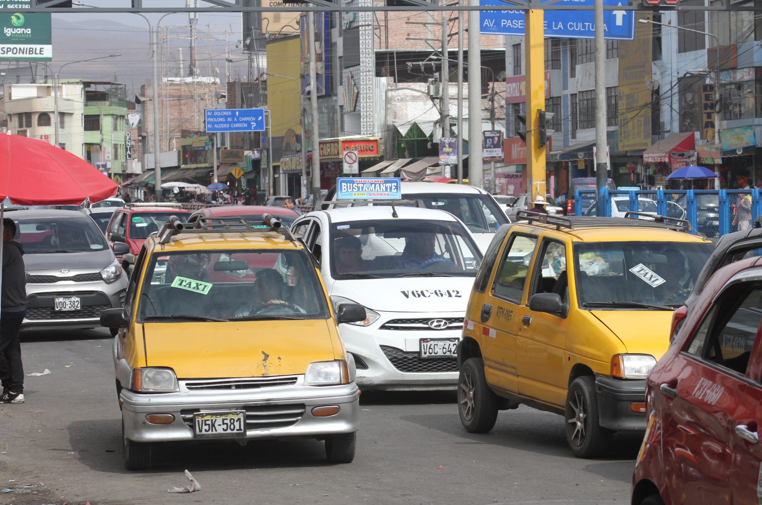 Mayoristas del Avelino requieren reubicación por congestión vehicular