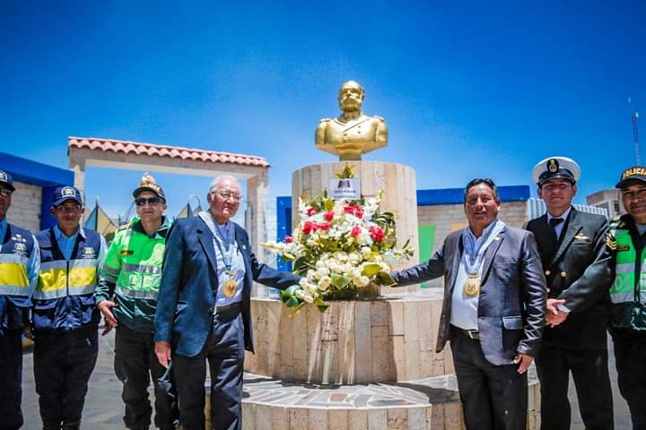 Chivay: Conmemoran Día de la Marina y Combate de Angamos