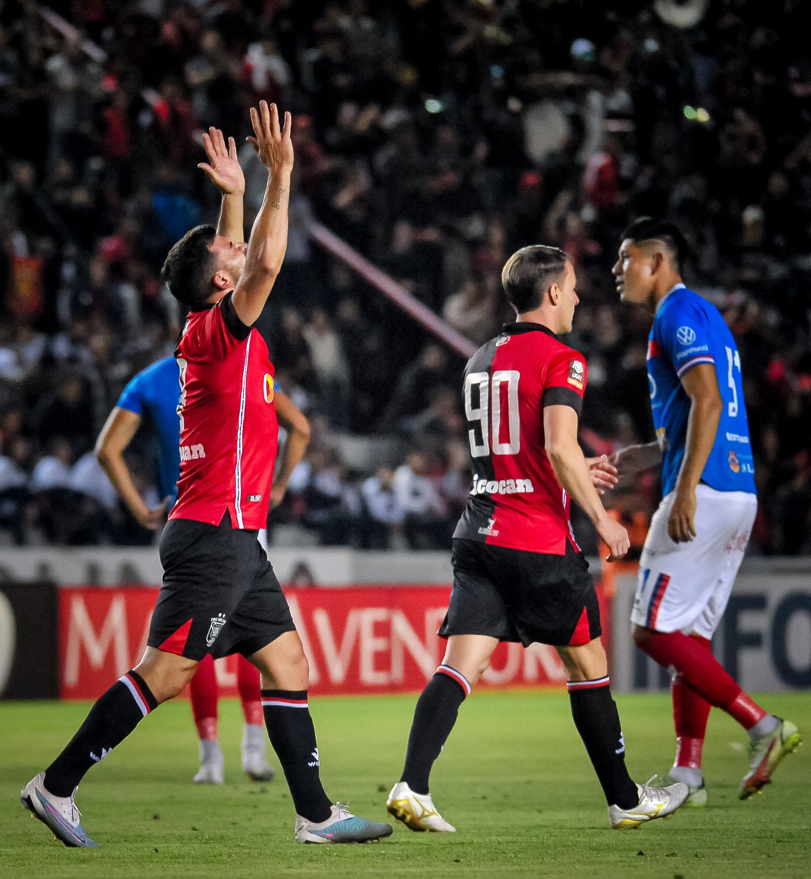 Melgar espera que Universitario, Cristal y Alianza Lima pierdan