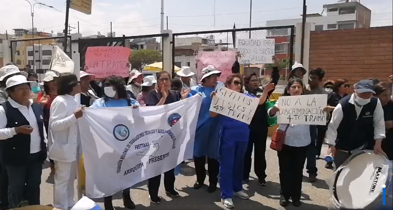 Trabajadores técnicos y asistenciales de Salud demandan un aumento salarial