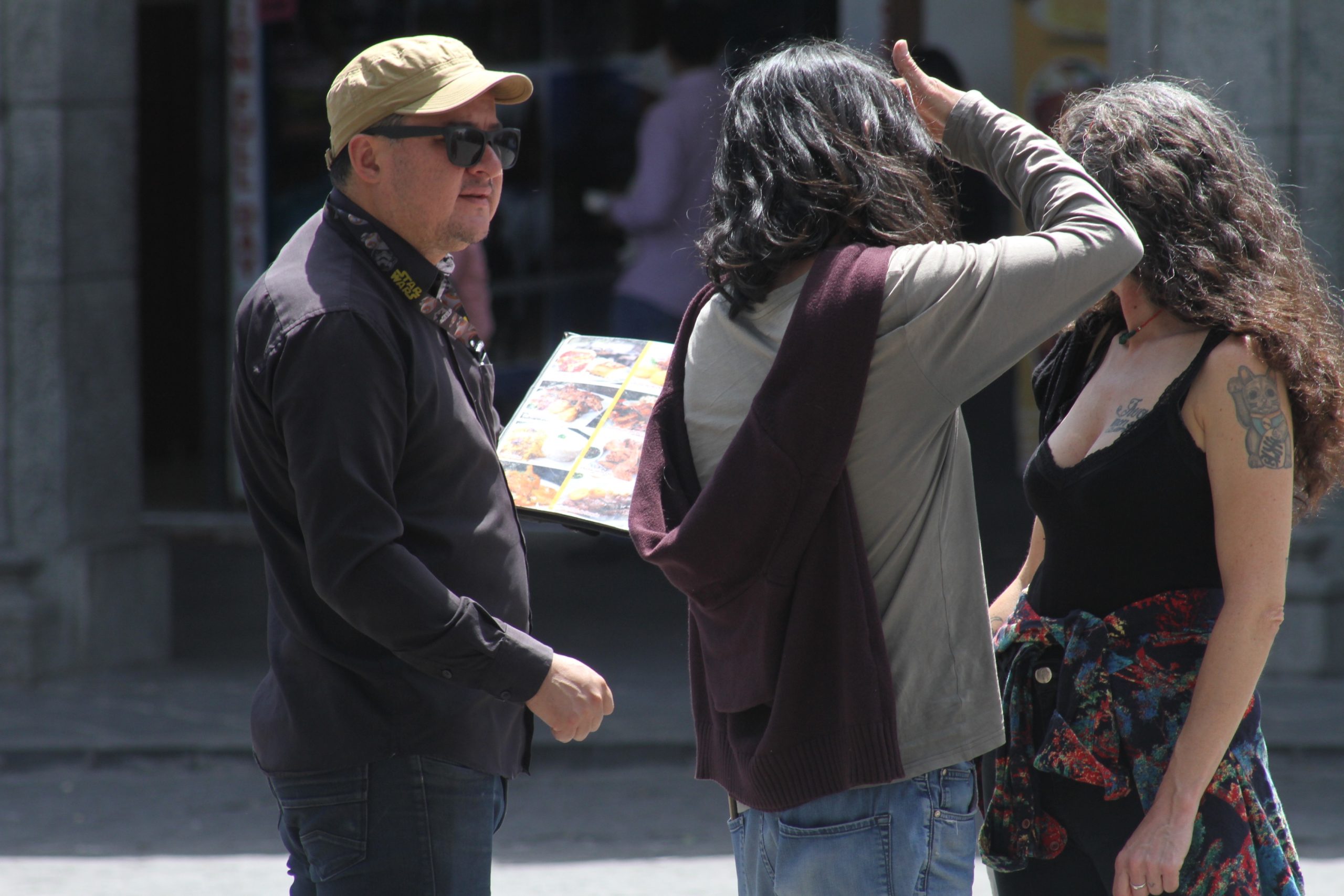 Aumentan los ‘jaladores’ sin autorización en la Plaza de Armas