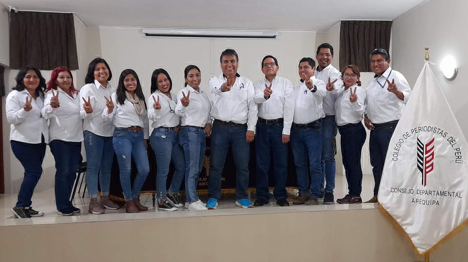 Héctor Mayhuire es elegido decano del Colegio de Periodistas de Arequipa 