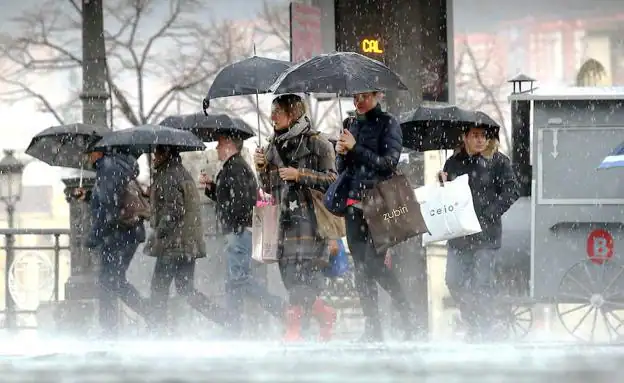 Cuando llueve, todos se mojan, ¿también los periodistas?