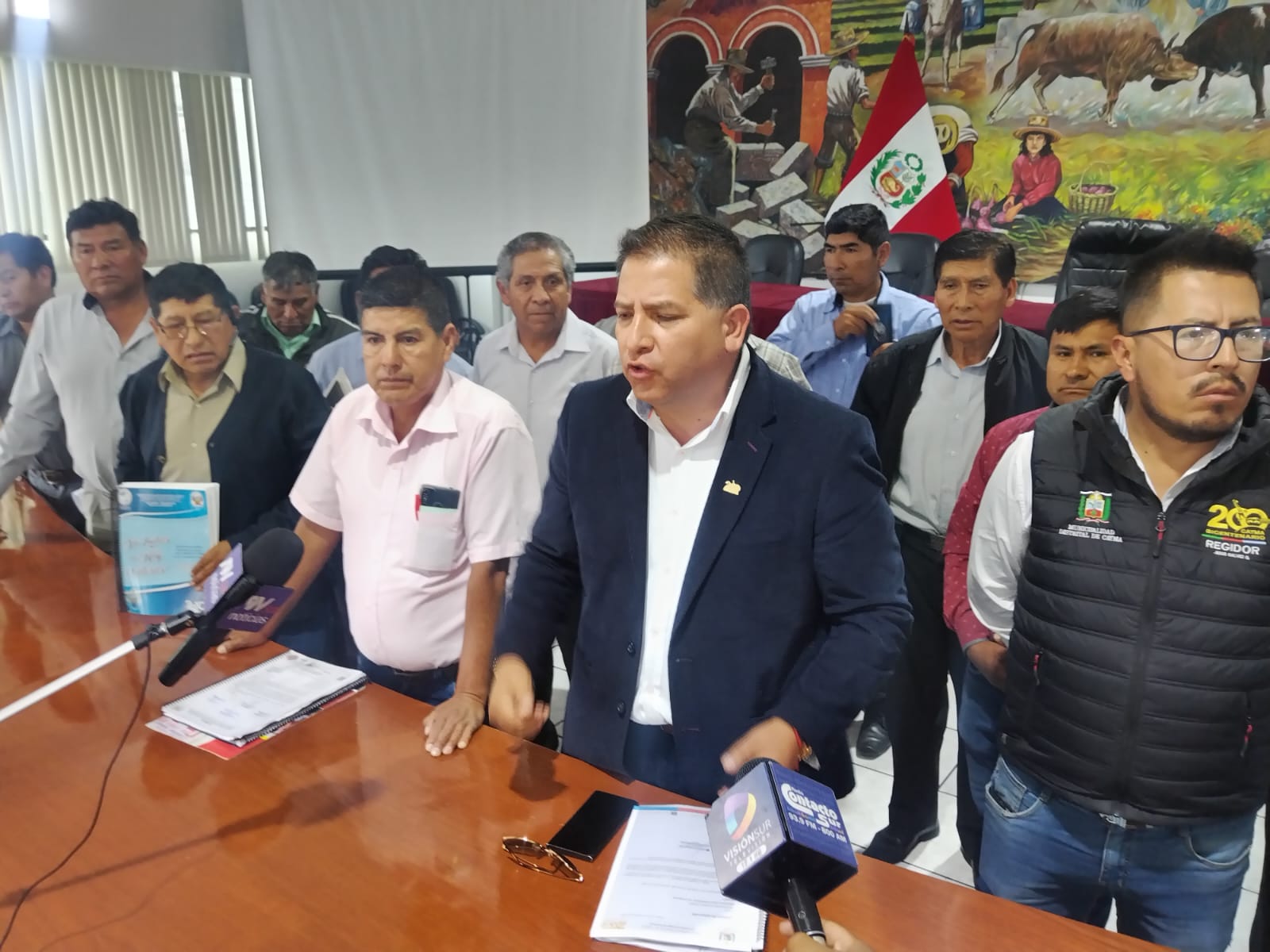 Alcalde provincial deja plantados a transportistas y autoridades de Cayma