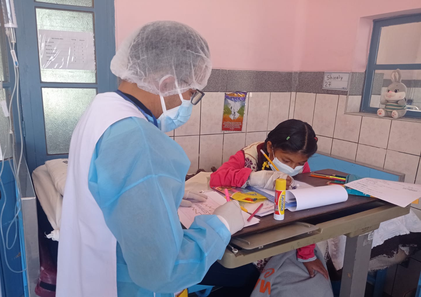 Cuarenta escolares hospitalizados reciben clases personalizadas