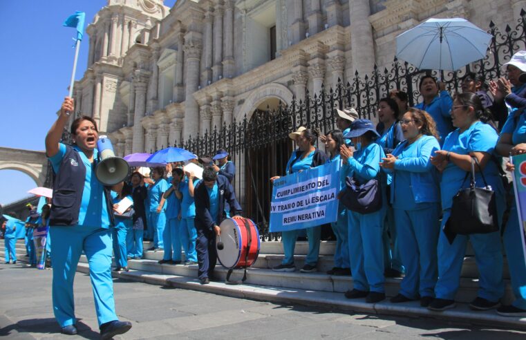 Sindicato de enfermeras acatará paralización de 48 horas