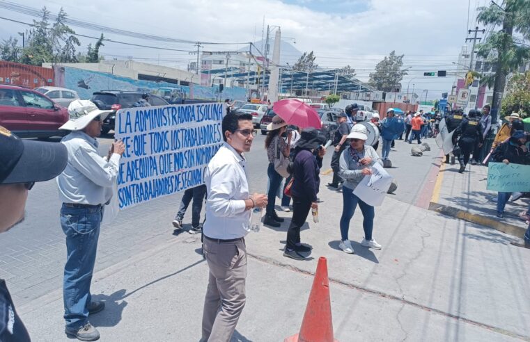 Trabajadores del GRA protestan por excesiva contratación de personal