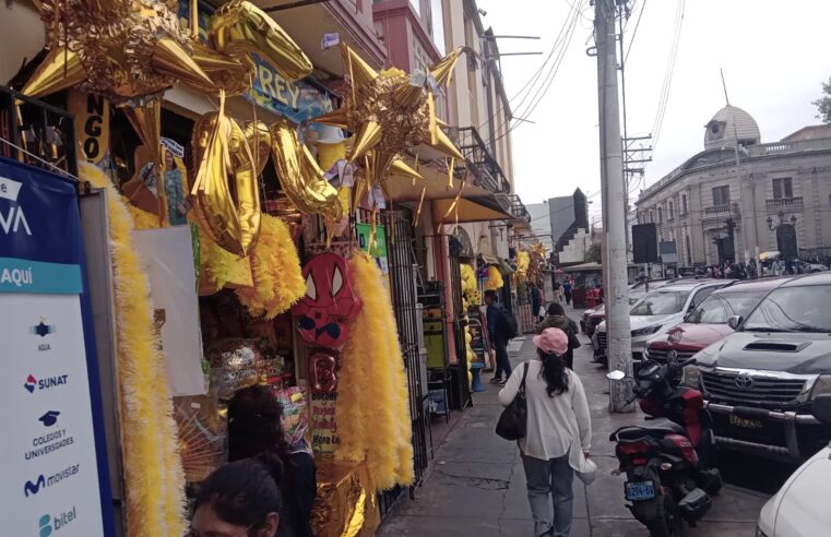 Arequipa se viste de amarillo para esperar la llegada del 2024