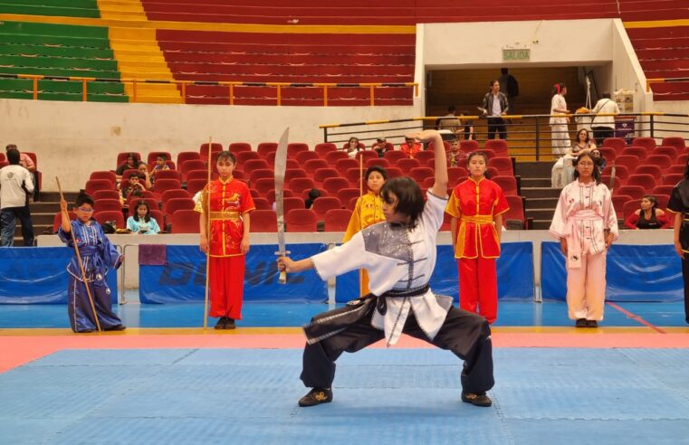 Premian a clubes de Kung Fu Wushu por su destacada participación