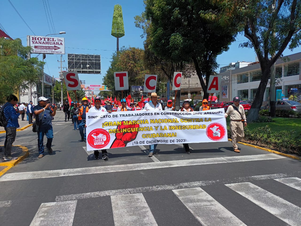 Cientos protestaron contra la criminalidad nacional y extranjera