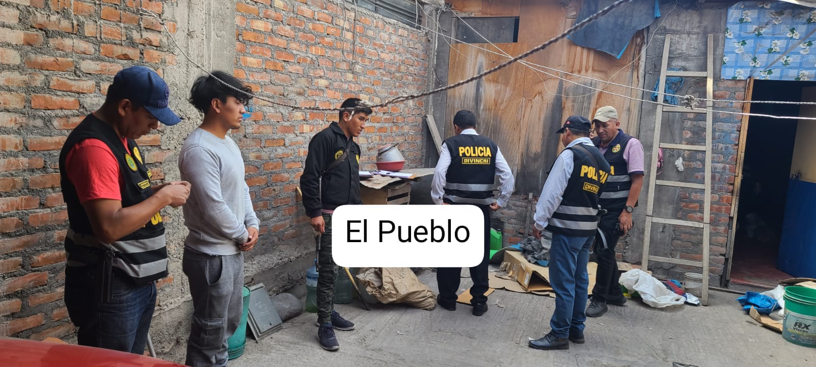 Incautan vehículo y detienen a delincuente que participó en asalto a Rico Pollo