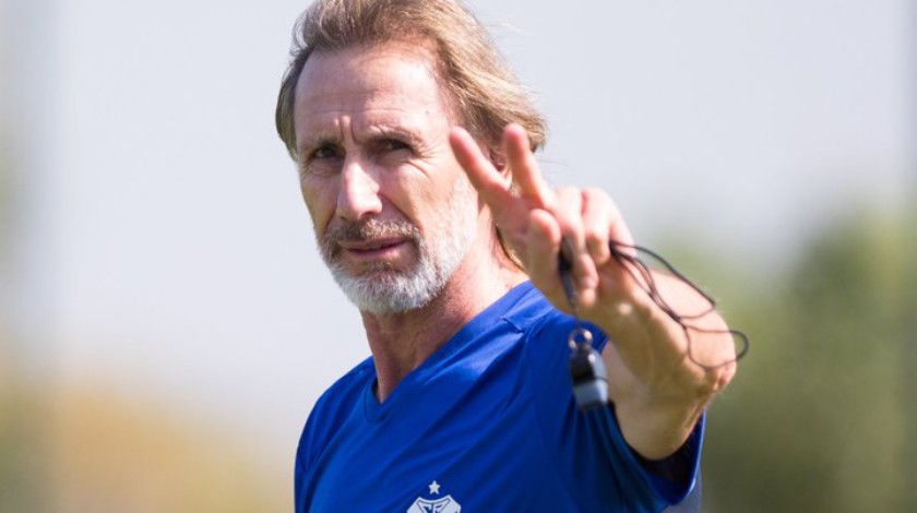 Ricardo Gareca muy cerca de dirigir a la selección chilena