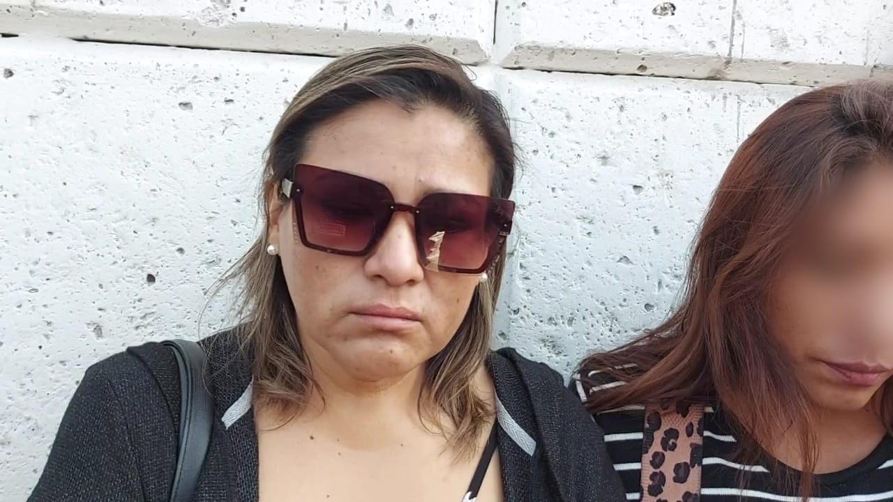Madre de universtaria fallecida tras cirugía estética pide justicia