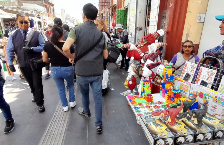 Calle San Juan de Dios y Siglo XX en la mira de ambulantes