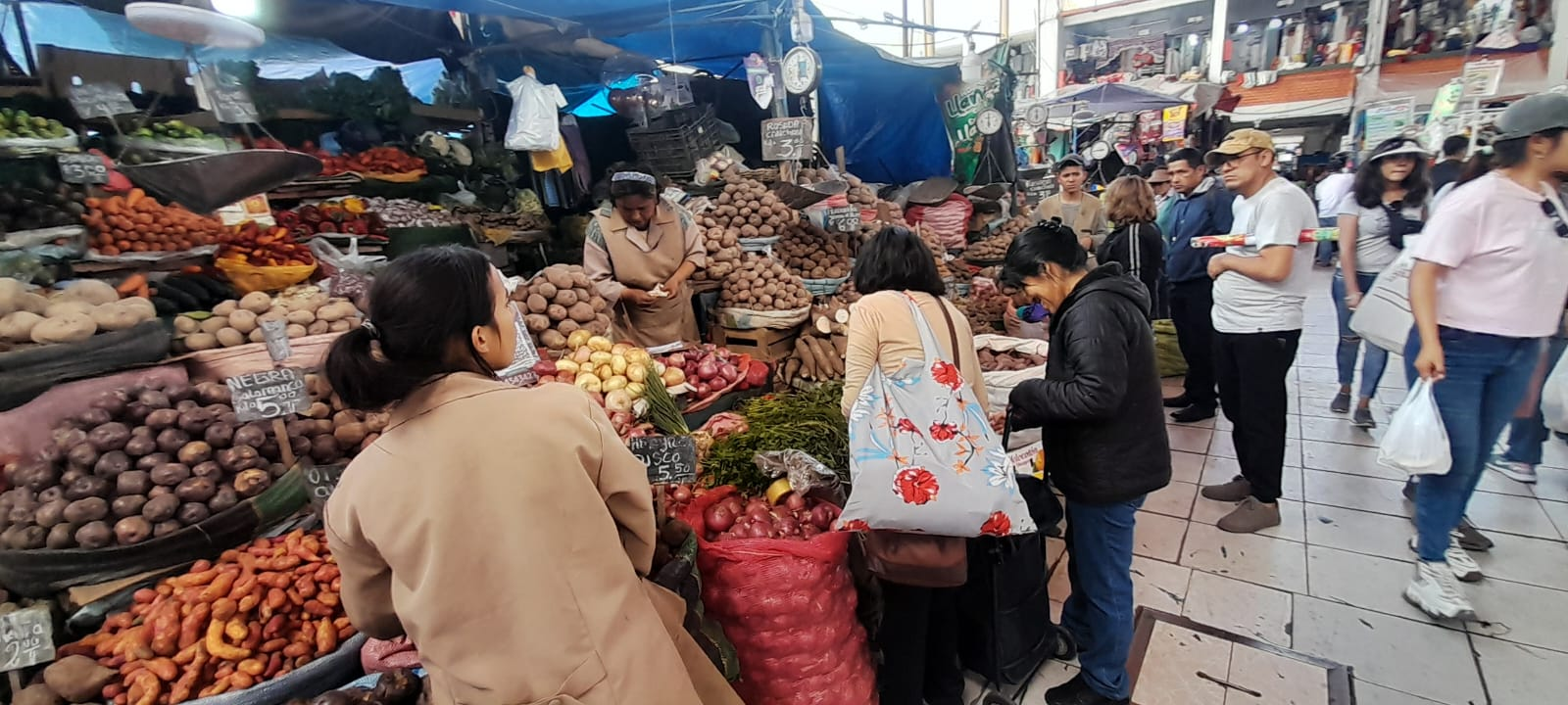 Siete de cada 10 peruanos temen que los precios vuelvan a subir