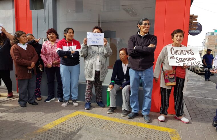 Vecinos de Miraflores exigen seguridad ante constantes robos