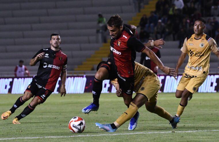 Reinician entrenamientos para enfrentar a César Vallejo