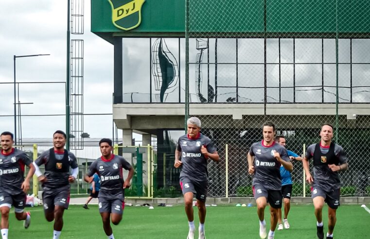 Melgar entrena en tierras argentinas y el sábado juega amistoso