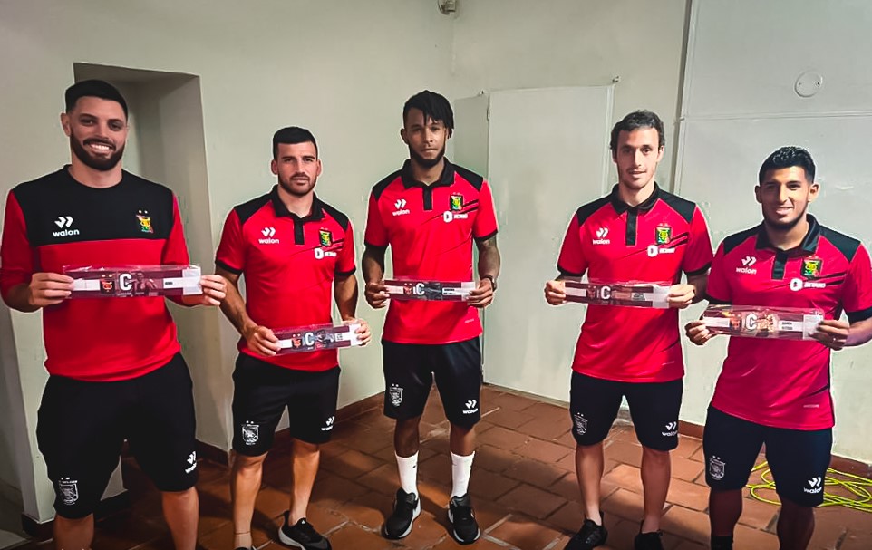 “Rojinegros” terminaron preparación en Argentina