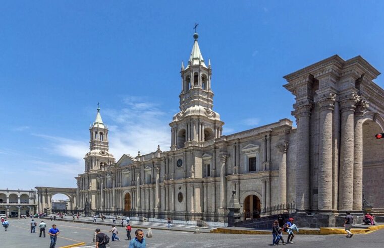  ¡SALVEMOS A NUESTRA REGIÓN AREQUIPA!