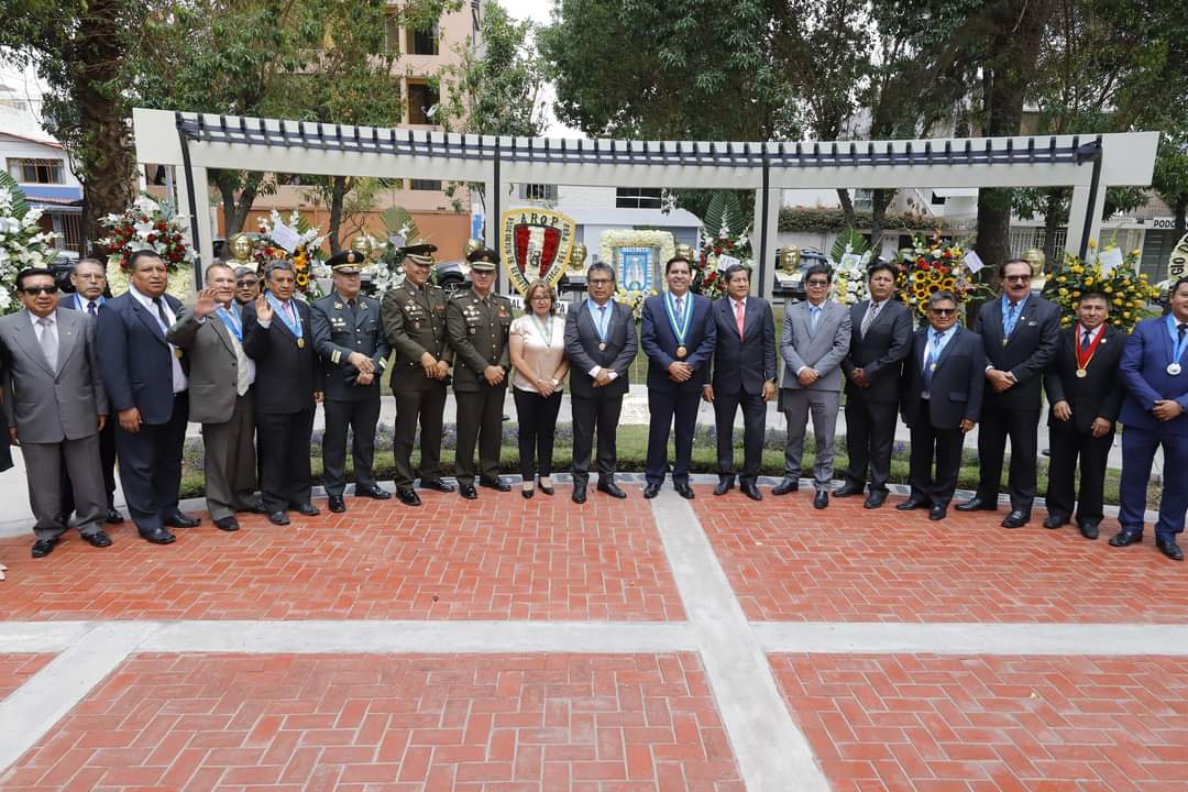 Realizan ceremonia para recordar a periodistas fallecidos en Uchuraccay