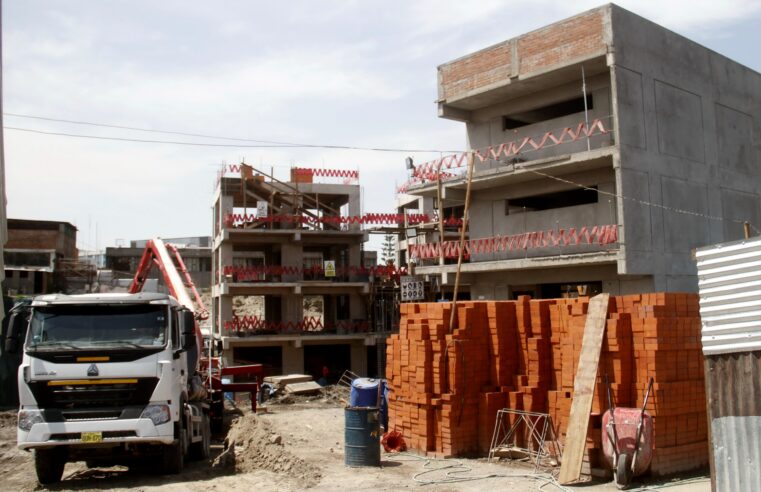 Denuncian pérdida de materiales en obras del colegio Luis H. Bouroncle