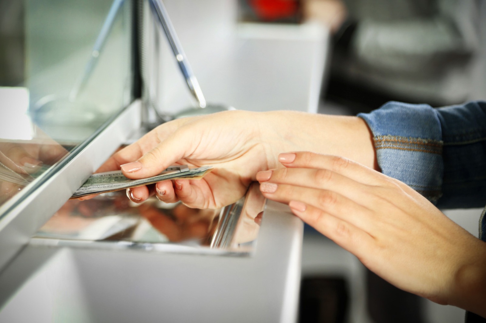 Scotiabank cobrará S/10 de comisión por operaciones y consultas de saldos en ventanilla y agentes