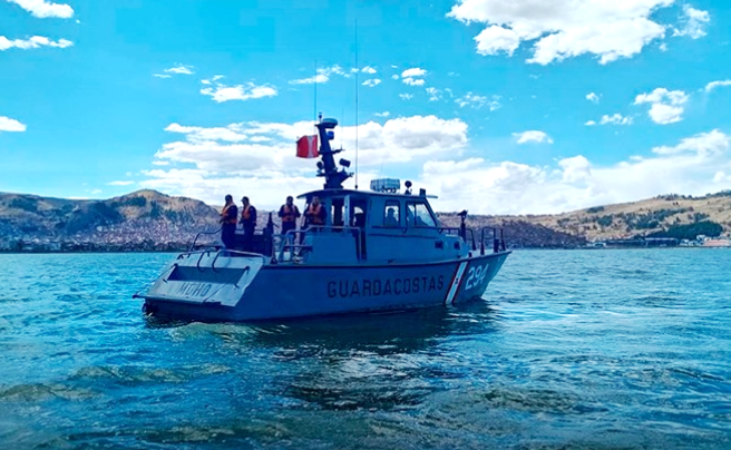 Inician búsqueda de dos jóvenes desaparecidos en el lago Titicaca