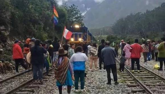 Manifestantes levantan huelga indefinida en Machu Picchu