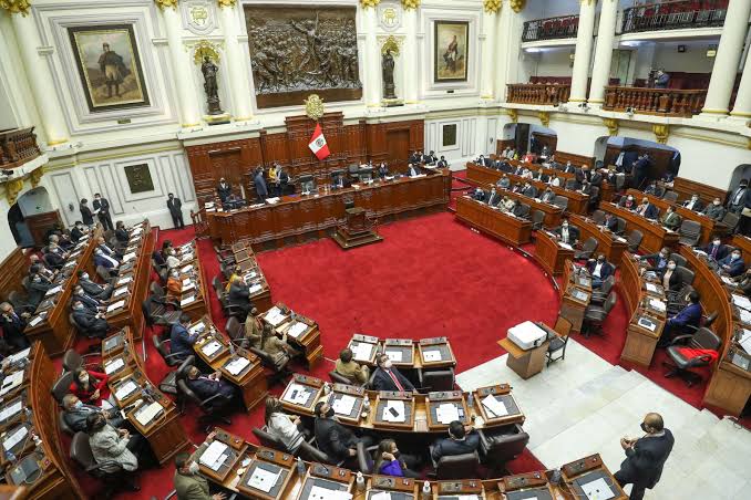 Congreso: proponen «muerte civil» para funcionarios públicos corruptos