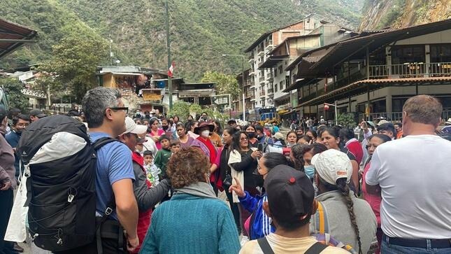 Continúa el paro general en Machupicchu: tercer día de protestas