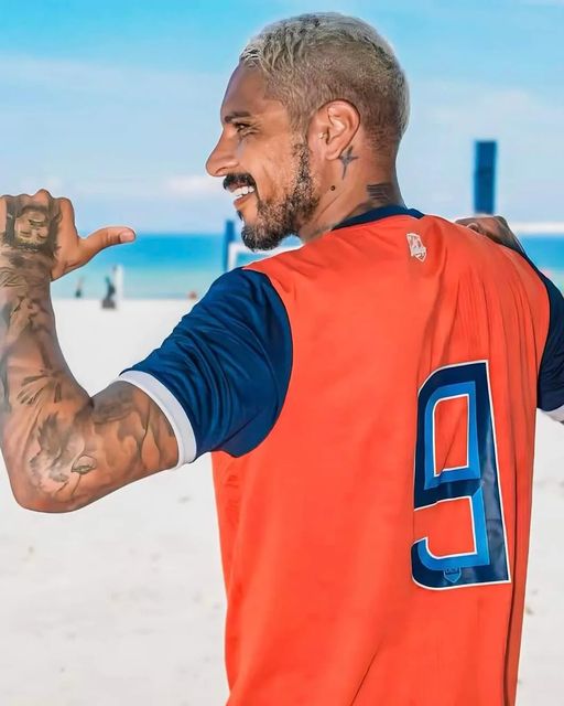 Mosquera espera ansioso a Paolo Guerrero en la U.C.Vallejo